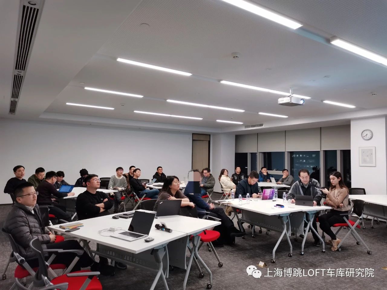 大渡口杭州LOFT车库专题会