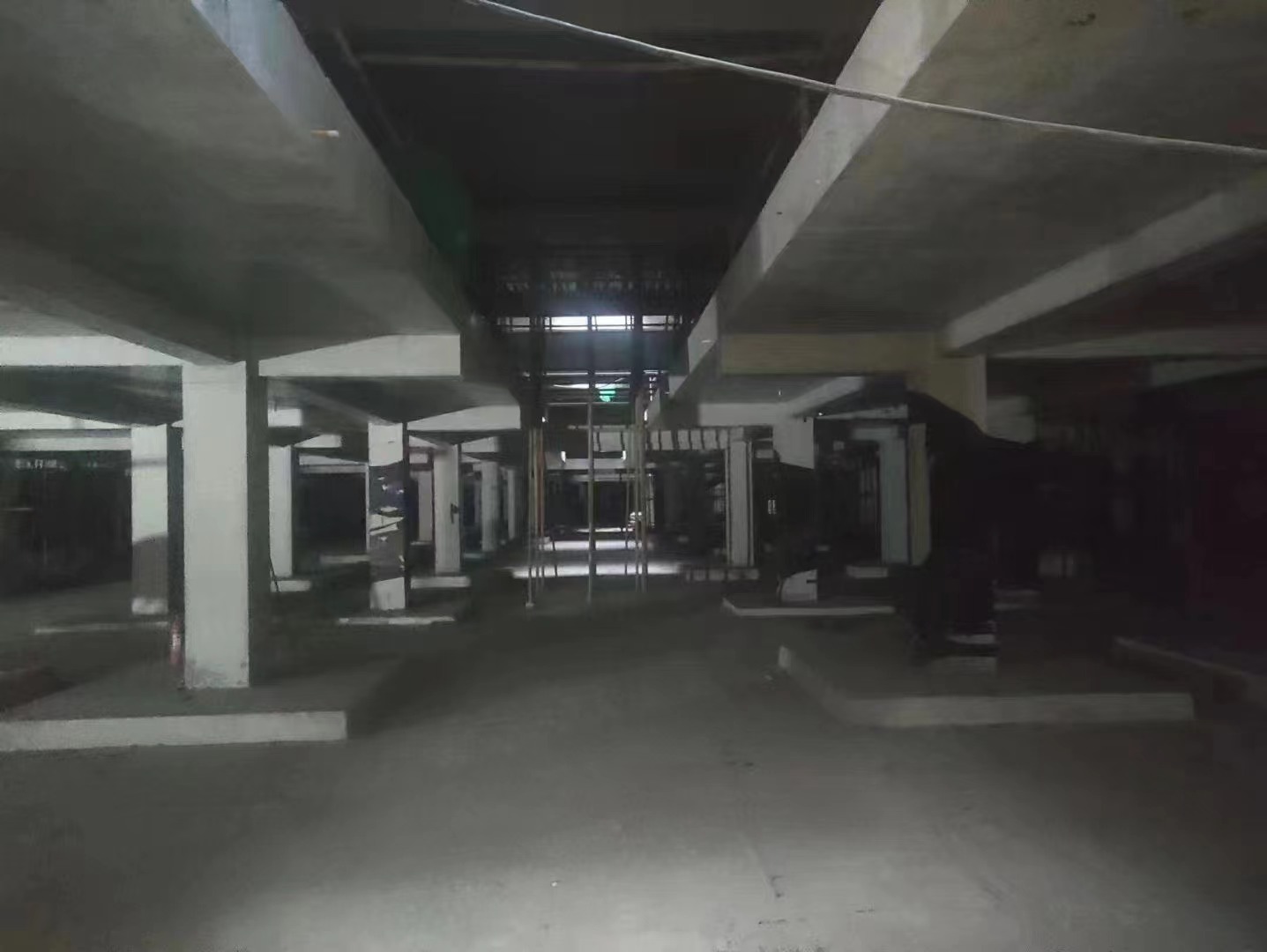 大渡口山东又一个上海博普LOFT车库拔地而起